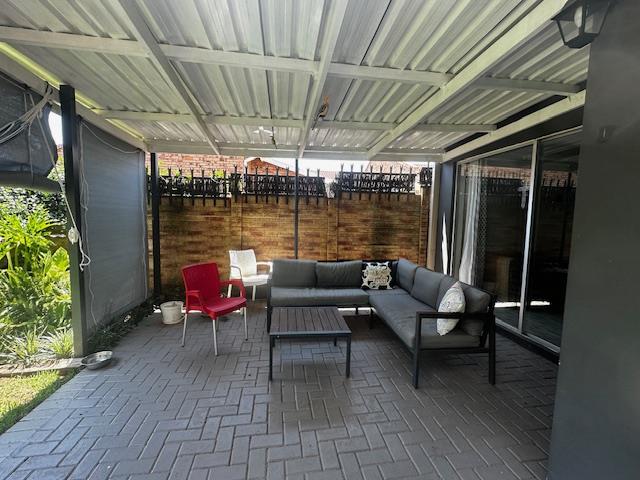 3 Bedroom Property for Sale in Pentagon Park Free State